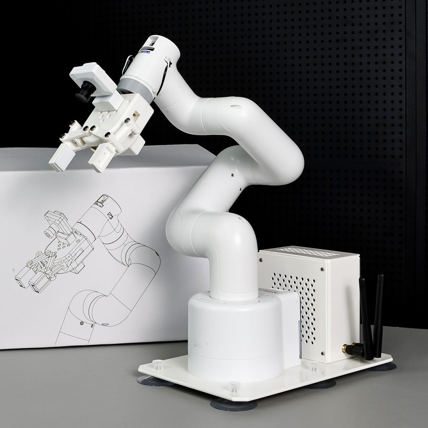 Brazo Robótico Yahboom JetCobot (7 ejes, Jetson)